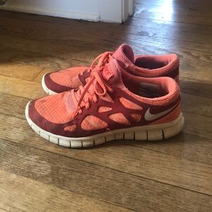 Nike Free Run 2 women’s sneakers size 9